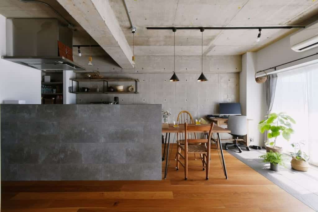 インドアグリーンの映える家