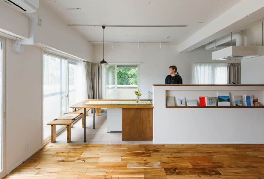 3面開口に沿う段差のある、温熱環境の整った家